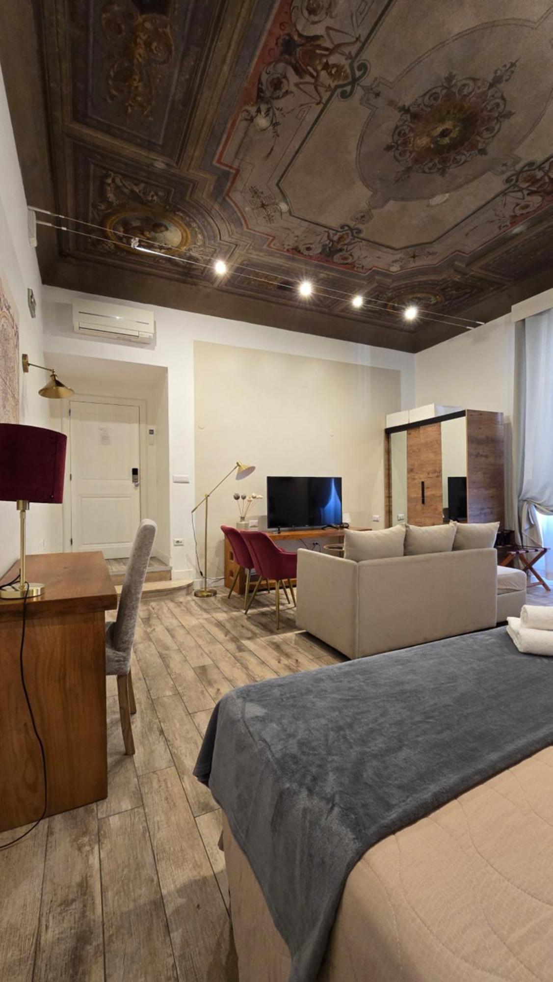 Deluxe Junior Suite